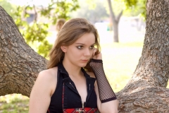 Young teen girl feel rejected