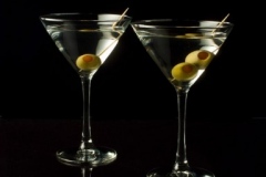 Two matrinis with olives