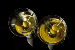 Two matrinis with olives