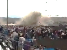 P-51 Galloping Ghost crashes at Reno Air Races.